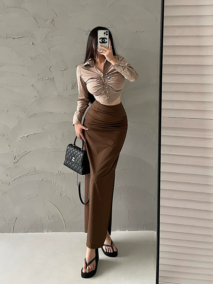Áo sơ mi nữ YoungGirlDay kiểu dáng đơn giản, gợi cảm, xếp ly, eo thon, tay dài, cổ áo ngắn, chất liệu mềm mại.