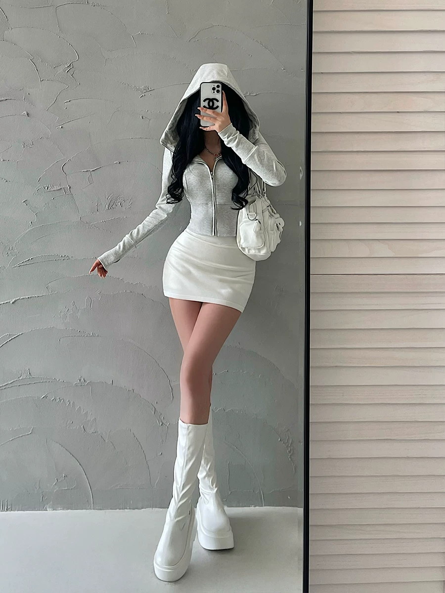 YoungGirlDay váy dệt kim cạp cao gợi cảm thuần khiết gợi cảm với quần short an toàn để tránh lộ hàng, váy ngắn ôm sát cơ thể.