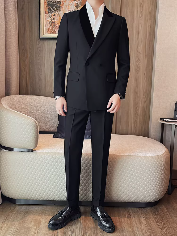 Bộ vest nam cao cấp, kiểu dáng lịch lãm, ôm dáng, thích hợp cho đám cưới, công sở, thiết kế hai cúc, hai mảnh.