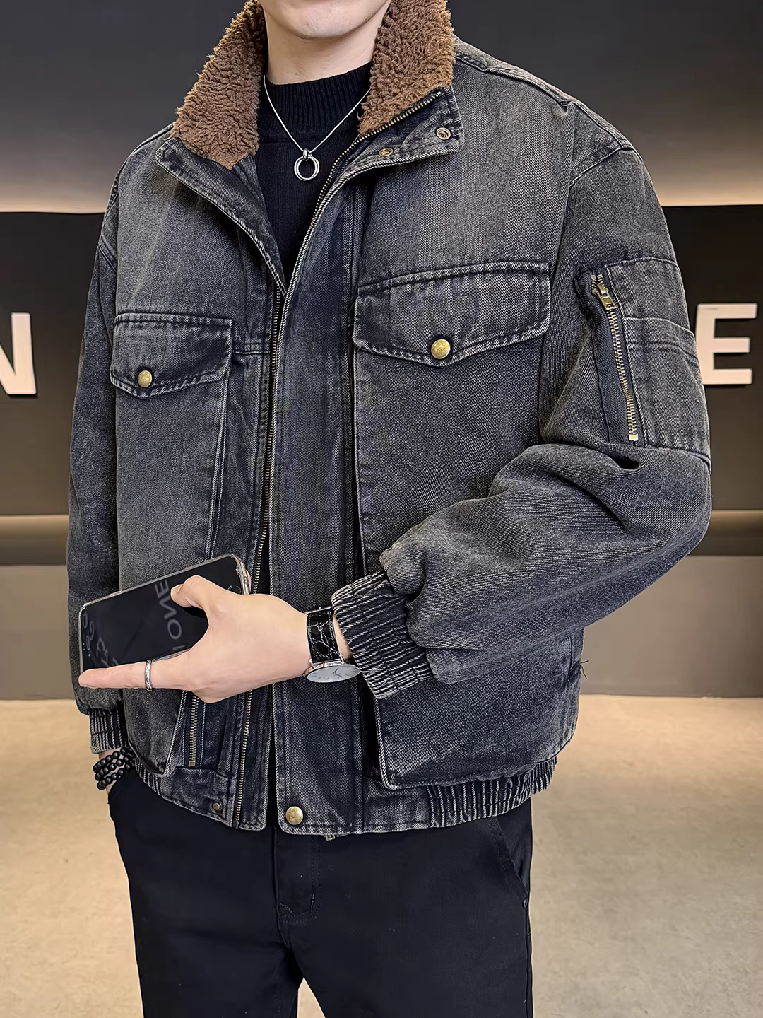 Áo khoác denim len cừu nam 2025 mới mùa đông lót lông dày giữ ấm dáng rộng cổ lông ngắn