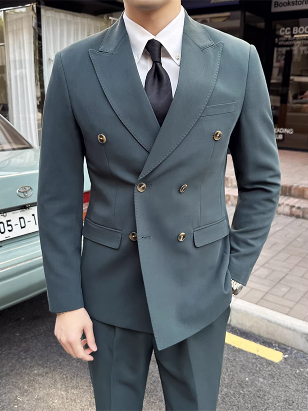 Bộ vest nam cài khuy cài đôi, phối hạt cườm, dáng ôm, phong cách Anh quốc thời thượng, bộ vest công sở lịch lãm kèm quần.