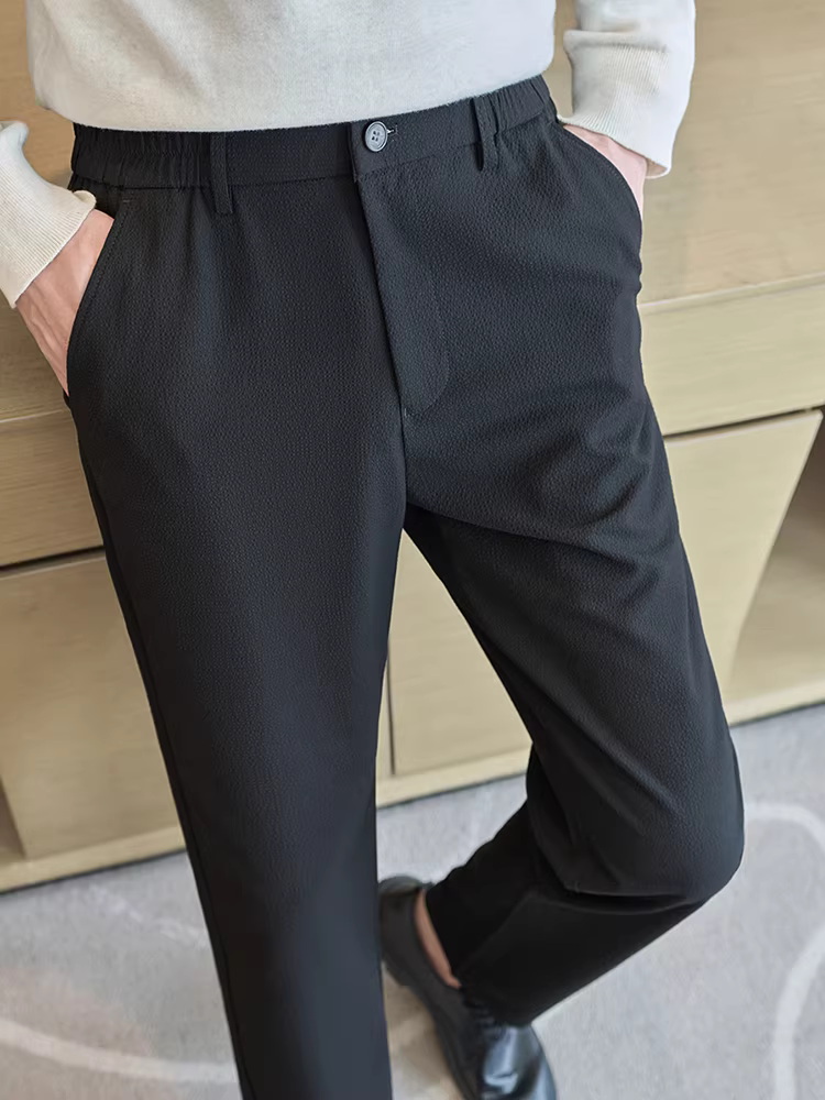 Quần âu nam chất liệu vải seersucker, lưng thun co giãn, dày dặn, kiểu dáng thời trang, đa năng, thoải mái, dáng thẳng.