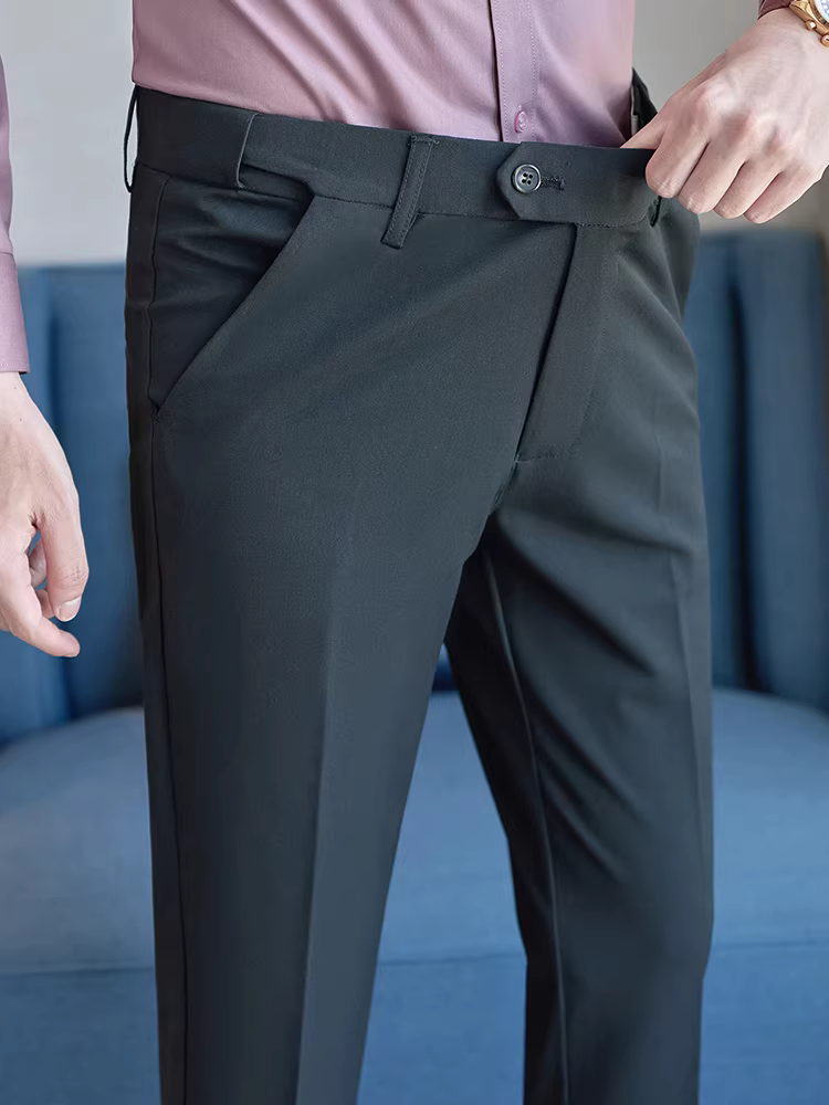 Quần âu nam lưng thun không lộ, kiểu dáng lịch sự, ôm dáng, chất liệu mềm mại, không nhăn, dễ chăm sóc, thích hợp đi làm.