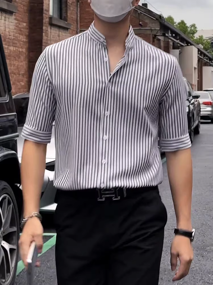 Áo sơ mi sọc cổ đứng kiểu Trung Quốc mới dành cho nam, tay ngắn, mỏng mùa hè, thời trang, đa năng, ôm dáng, tay áo năm phần.