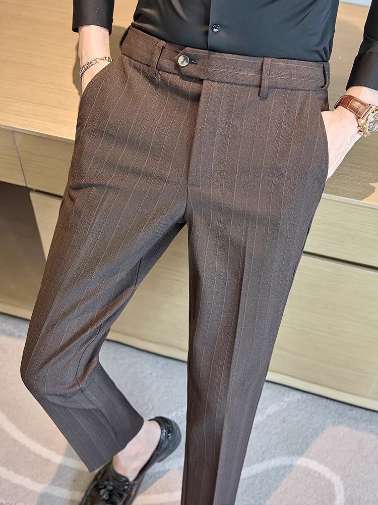 Quần âu nam kẻ sọc ba chiều co giãn không đường may, kiểu dáng ôm body, xu hướng mới thu đông 2024