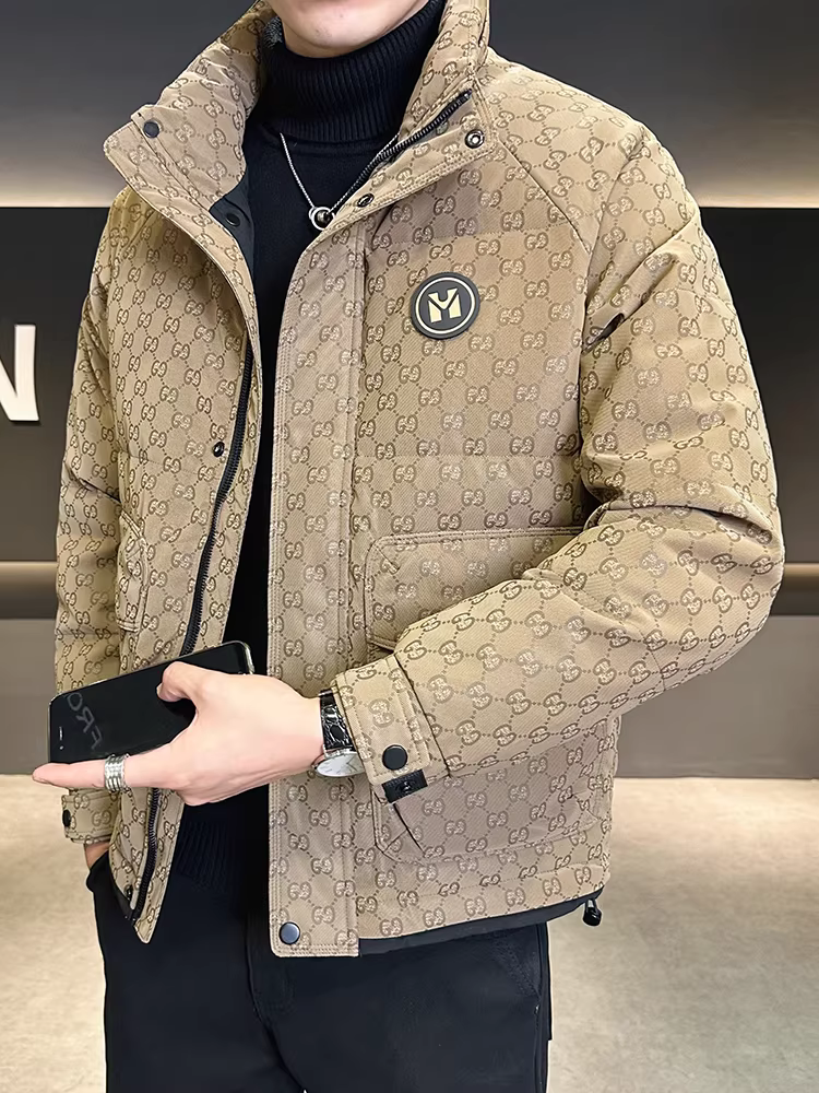 Áo khoác da PU in họa tiết cao cấp cổ đứng dành cho nam, thời trang mùa đông 2025, kiểu dáng ngắn dày dặn, phong cách thường ngày