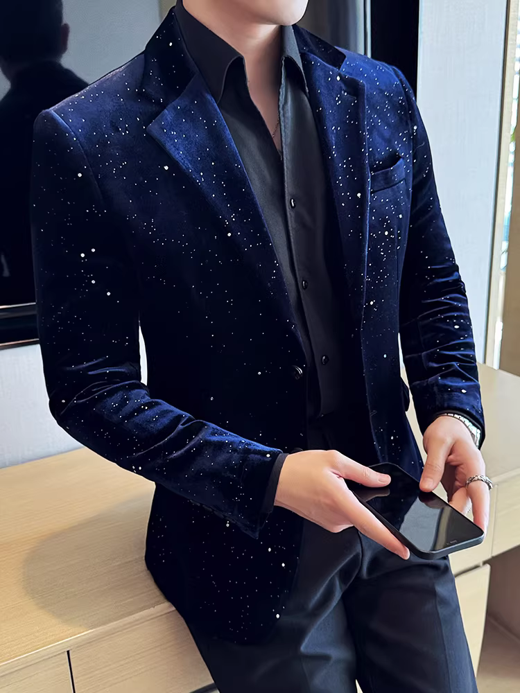 Áo vest nam chất liệu nhung tơ cao cấp, in vàng, kiểu dáng thời trang mới 2025, lịch lãm, ôm dáng, cao cấp, kiểu dáng hot trên mạng.