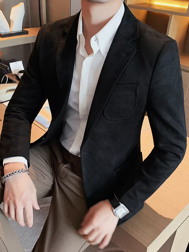 Áo blazer da lộn nam, kiểu mới thu đông 2025, thời trang, ôm dáng, lịch lãm, màu trơn, dễ chăm sóc, kiểu dáng đơn giản.