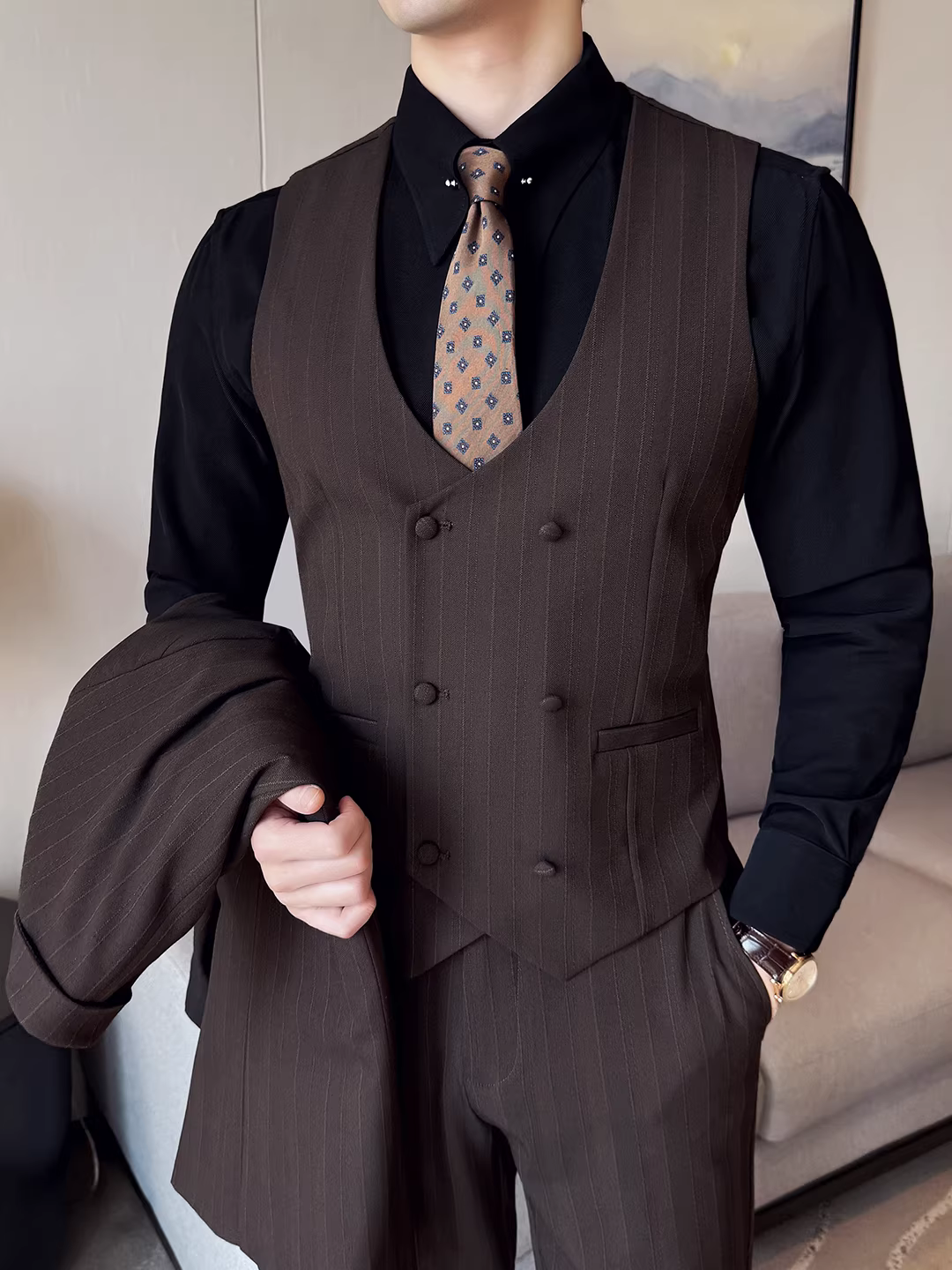 Bộ vest kẻ sọc tối màu dành cho nam, chất lượng cao, kiểu dáng ôm body, thời trang, lịch sự, đa năng, gồm áo vest và quần hai mảnh.