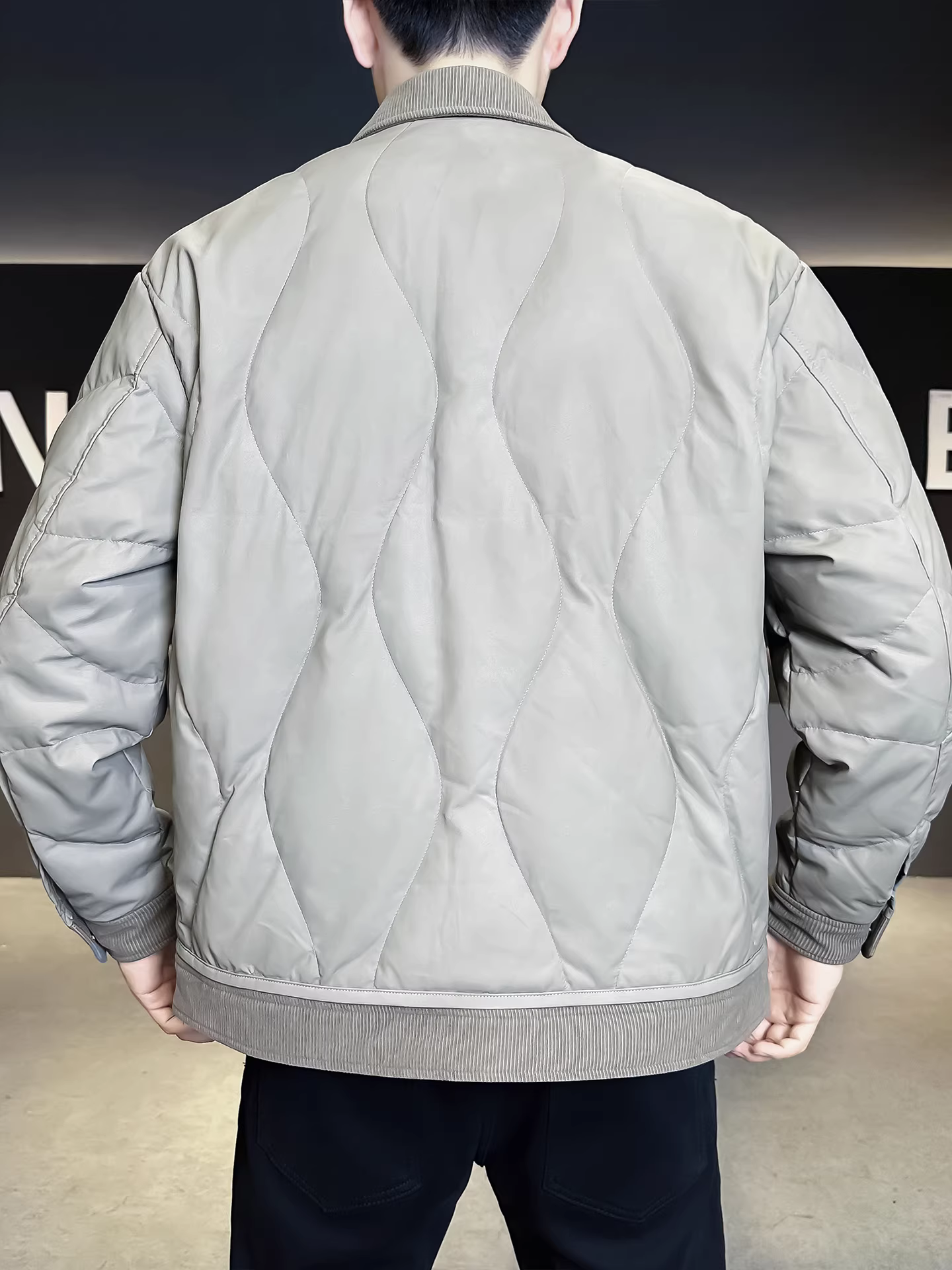 Áo khoác phao nhẹ cao cấp 90% lông vũ dành cho nam, kiểu mới mùa đông 2025, đa năng và thời trang, phối vải cổ áo.