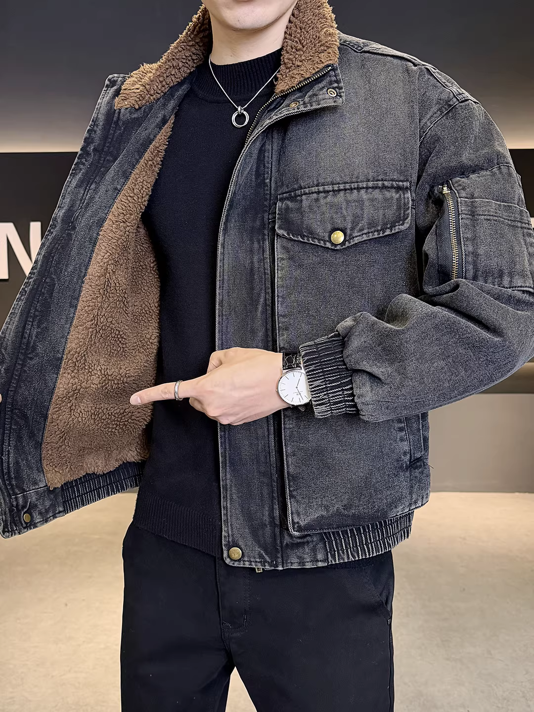 Áo khoác denim len cừu nam 2025 mới mùa đông lót lông dày giữ ấm dáng rộng cổ lông ngắn