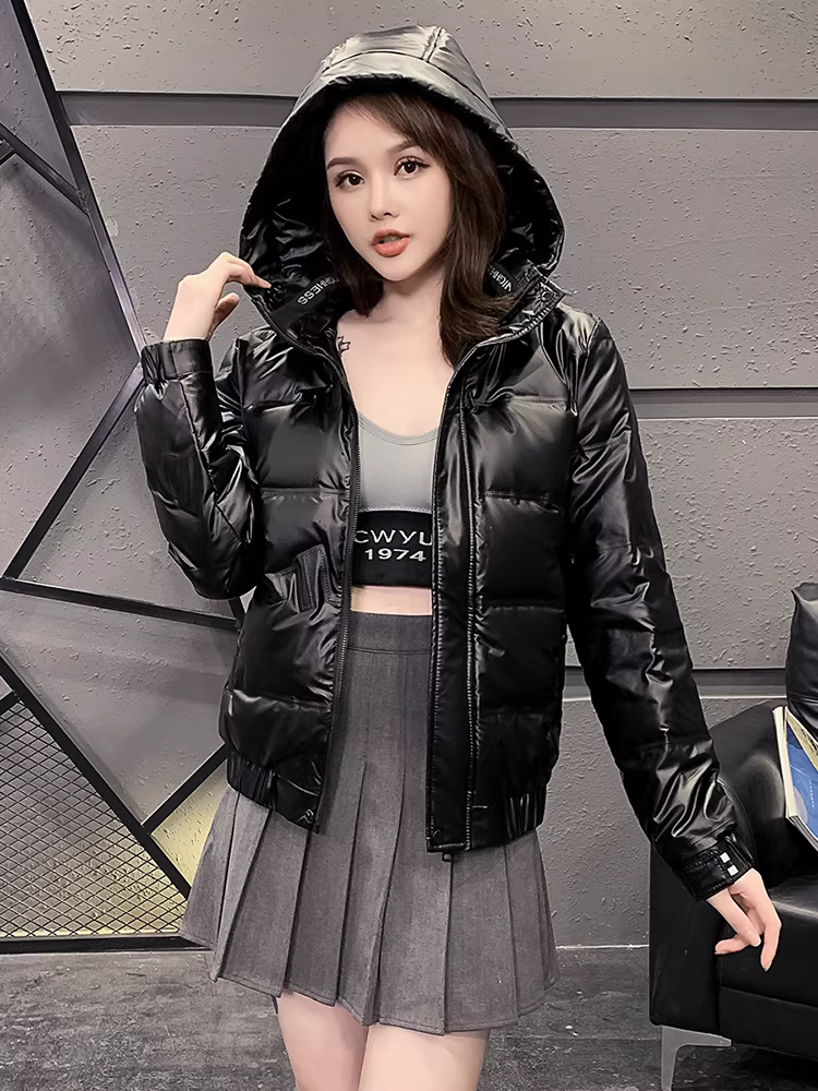 Áo khoác nam bóng mượt mùa đông 2025 thời trang mới, kiểu dáng ngắn, đa năng, nhẹ, ấm, có mũ