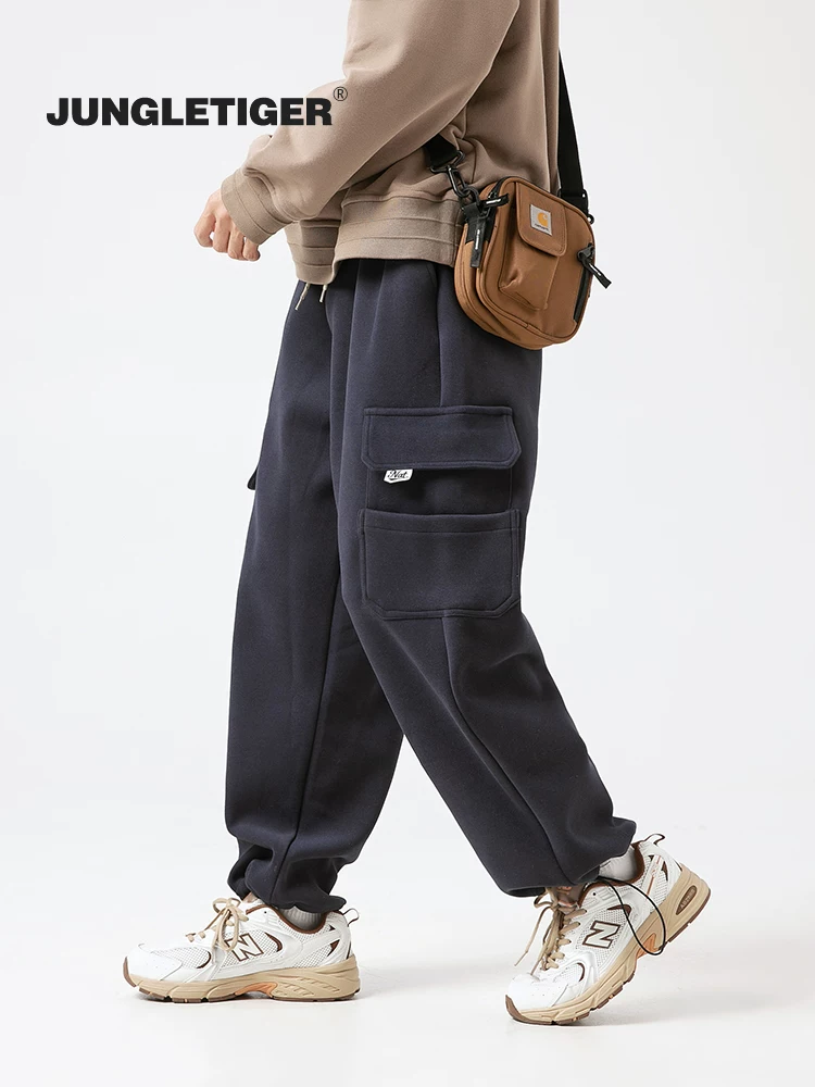 Quần jogger thể thao phong cách Mỹ của Jungle Tiger có túi lớn dành cho nam, quần thể thao đa năng mùa thu đông, quần thể thao đa năng có lót lông cừu
