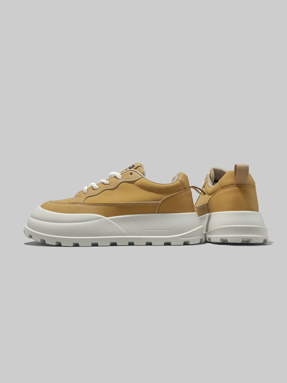 Giày nam Dongjia Qshoes mùa thu 2025 mới, đế dày tăng chiều cao, giày thể thao thường ngày thời trang đa năng, mũi giày rộng