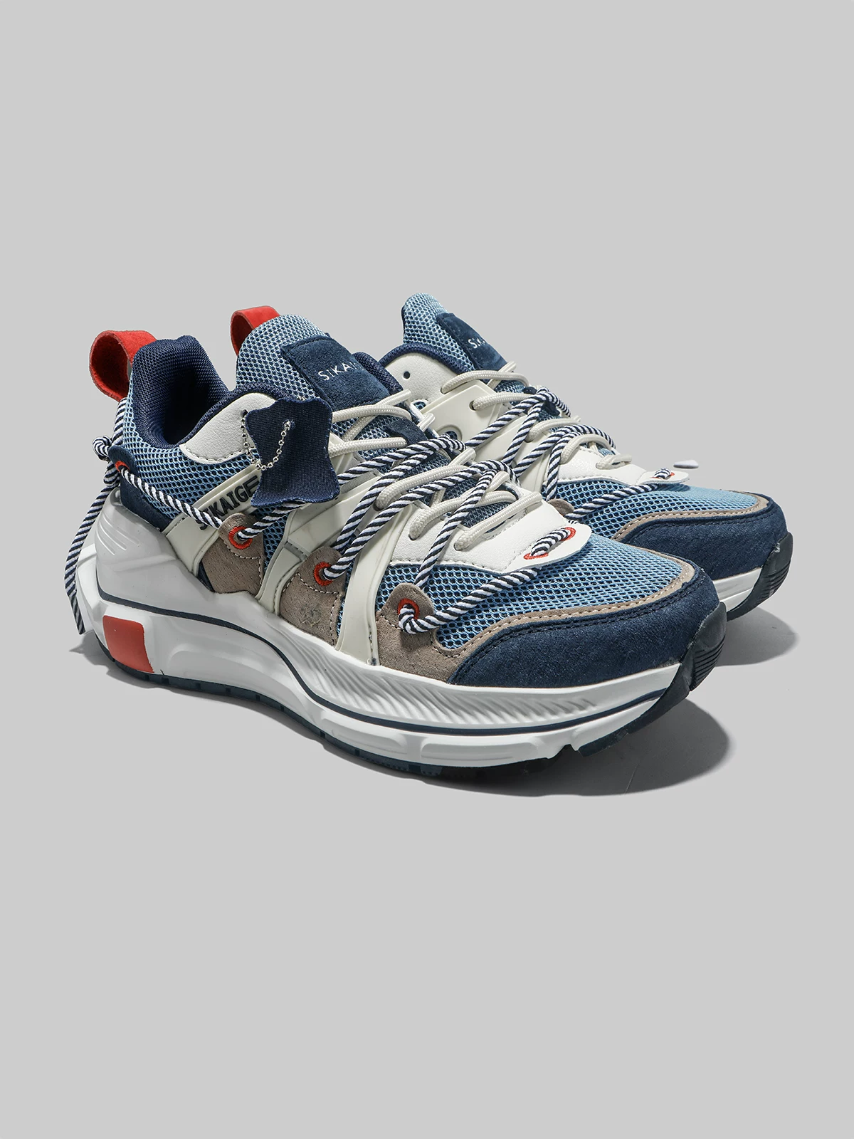 Giày thể thao nam Dongjia Qshoes, kiểu dáng mùa thu mới, giày thể thao đa năng hợp thời trang.