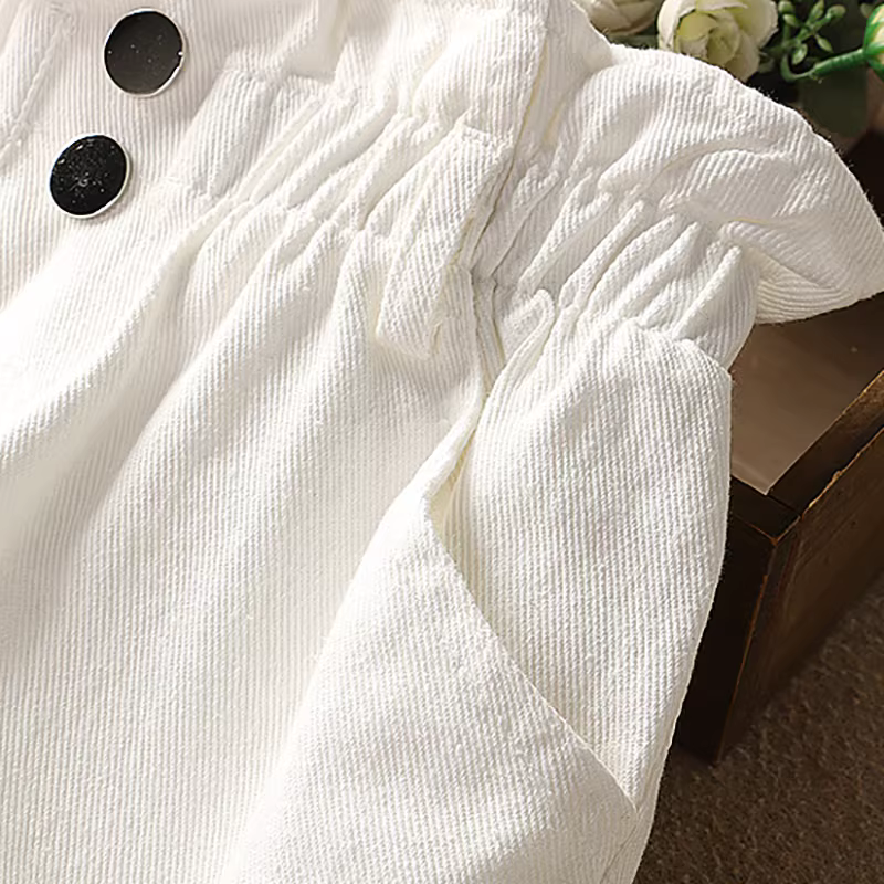 Quần đùi nữ, kiểu dáng mỏng mùa hè, kiểu dáng rộng rãi mới năm 2025, quần jean nữ lớn, quần trắng trẻ em, quần mặc mùa hè đi chơi ngoài trời.