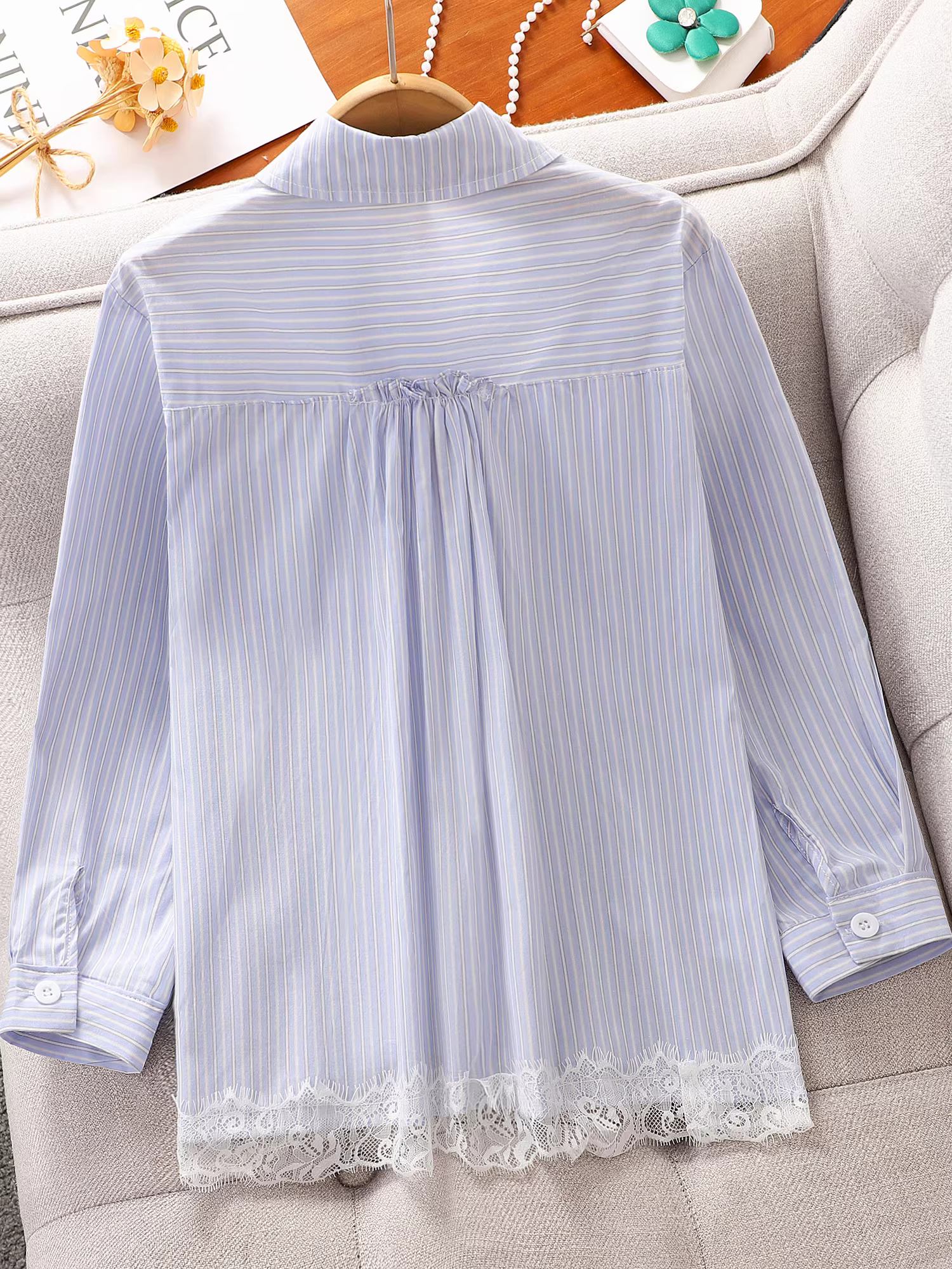 Áo khoác cardigan kẻ sọc bé gái tay dài phong cách Hàn Quốc mùa thu đông 2025 mới