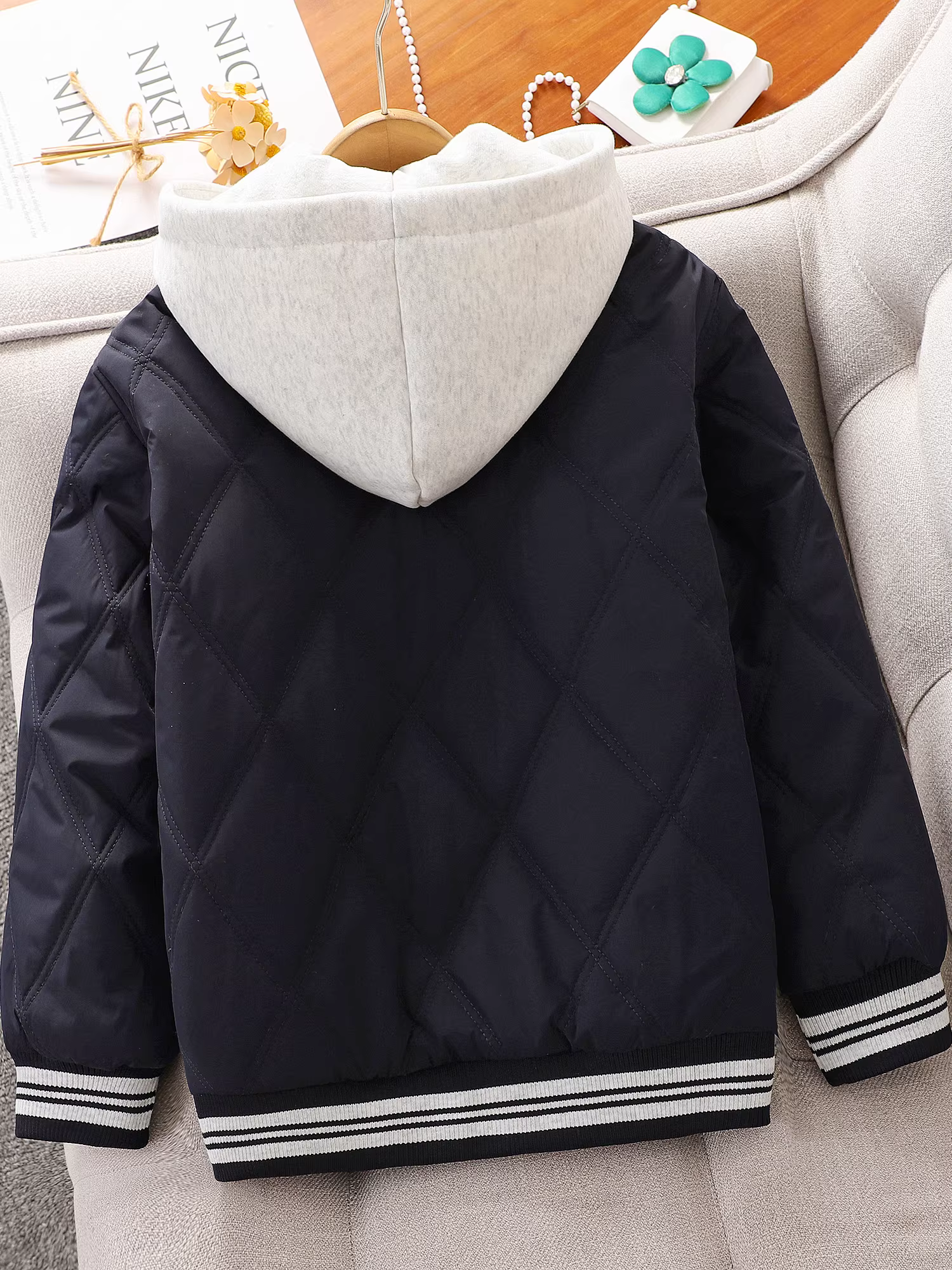 Áo khoác có mũ trùm đầu dày dặn mùa thu đông dành cho bé gái, áo khoác bóng chày ấm áp có đệm dành cho bé gái lớn, áo khoác mùa đông thường ngày cho bé gái, áo khoác cotton.