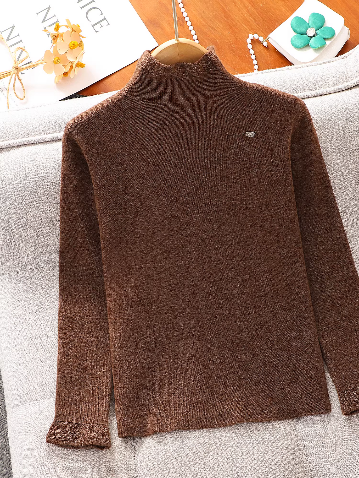 Áo len ôm dáng thu đông cho bé gái, áo len ôm dáng cho bé gái lớn, áo lót kiểu mới 2025 cho trẻ em.