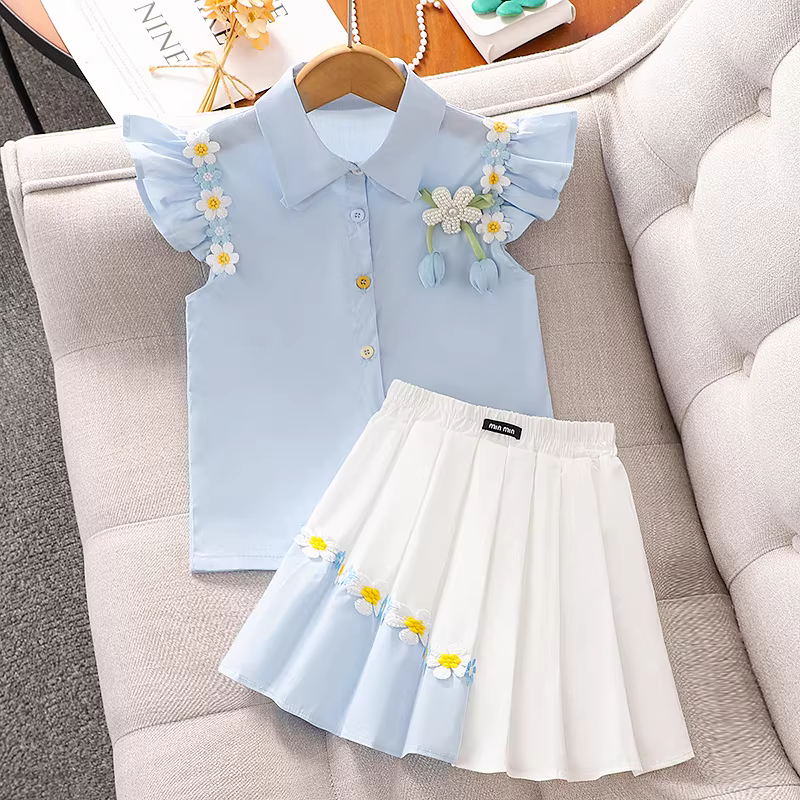 Bộ trang phục hè cho bé gái 2025 kiểu mới, áo kiểu học sinh tay bồng, chân váy xếp ly hai mảnh cho bé gái