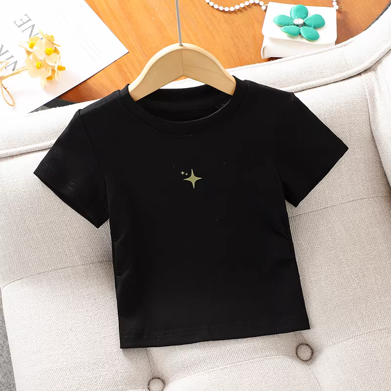 Bộ trang phục hè 2025 kiểu mới in hình thời trang cho bé gái, chân váy ngắn áo thun, chân váy xòe rộng cho bé gái lớn