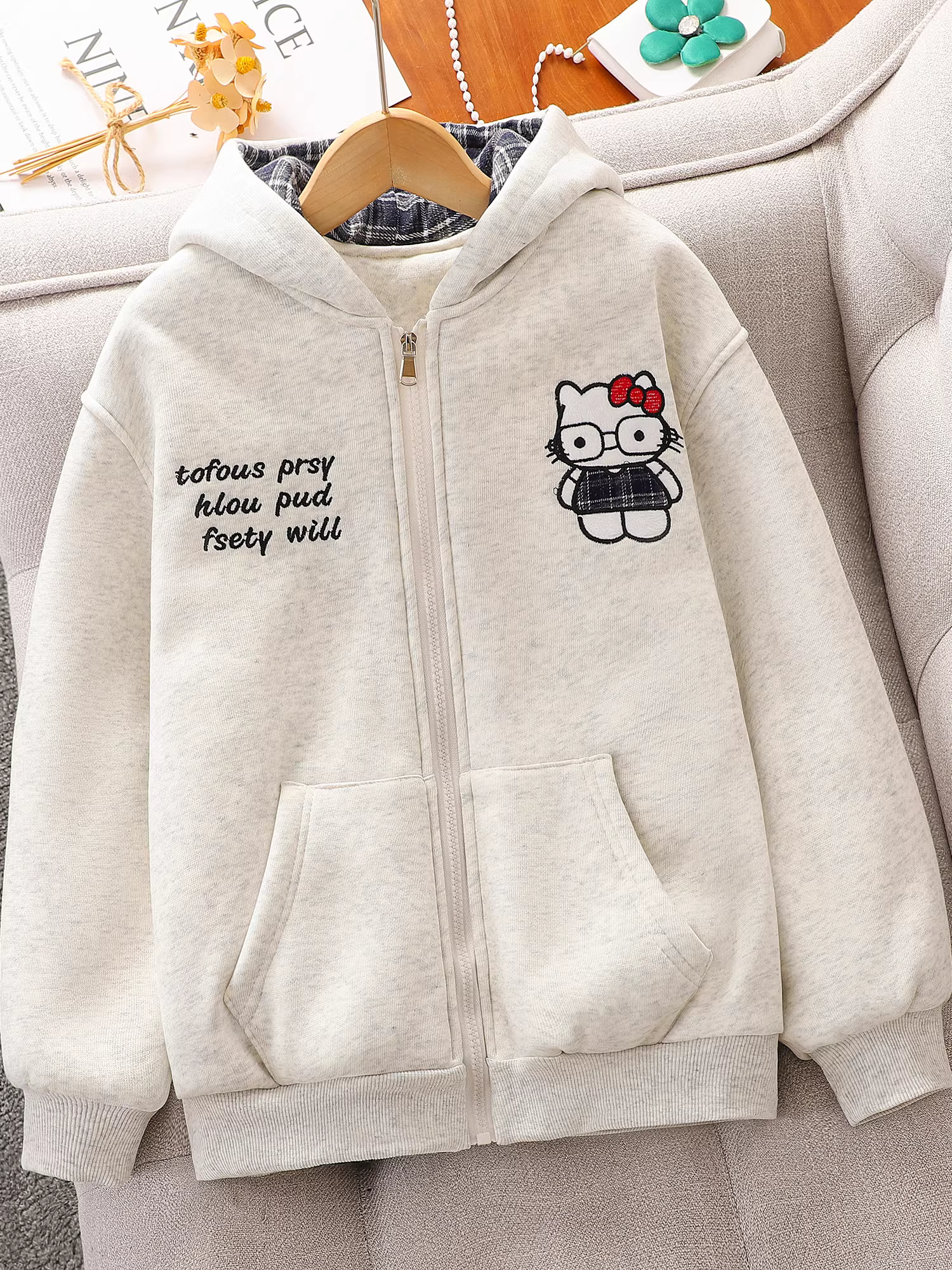 Áo khoác dày có đệm cho bé gái, kiểu thu đông 2025 mới, áo nỉ có mũ trùm đầu có khóa kéo cho bé gái, quần áo mùa đông ấm áp cho bé gái lớn.