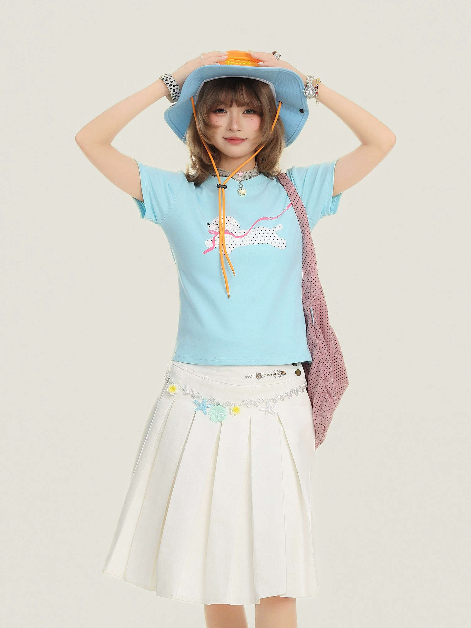 Áo thun ngắn tay in hình chú chó chấm bi kiểu Hàn Quốc Bulu Biscuit dành cho nữ, áo crop top dáng ôm mùa hè.
