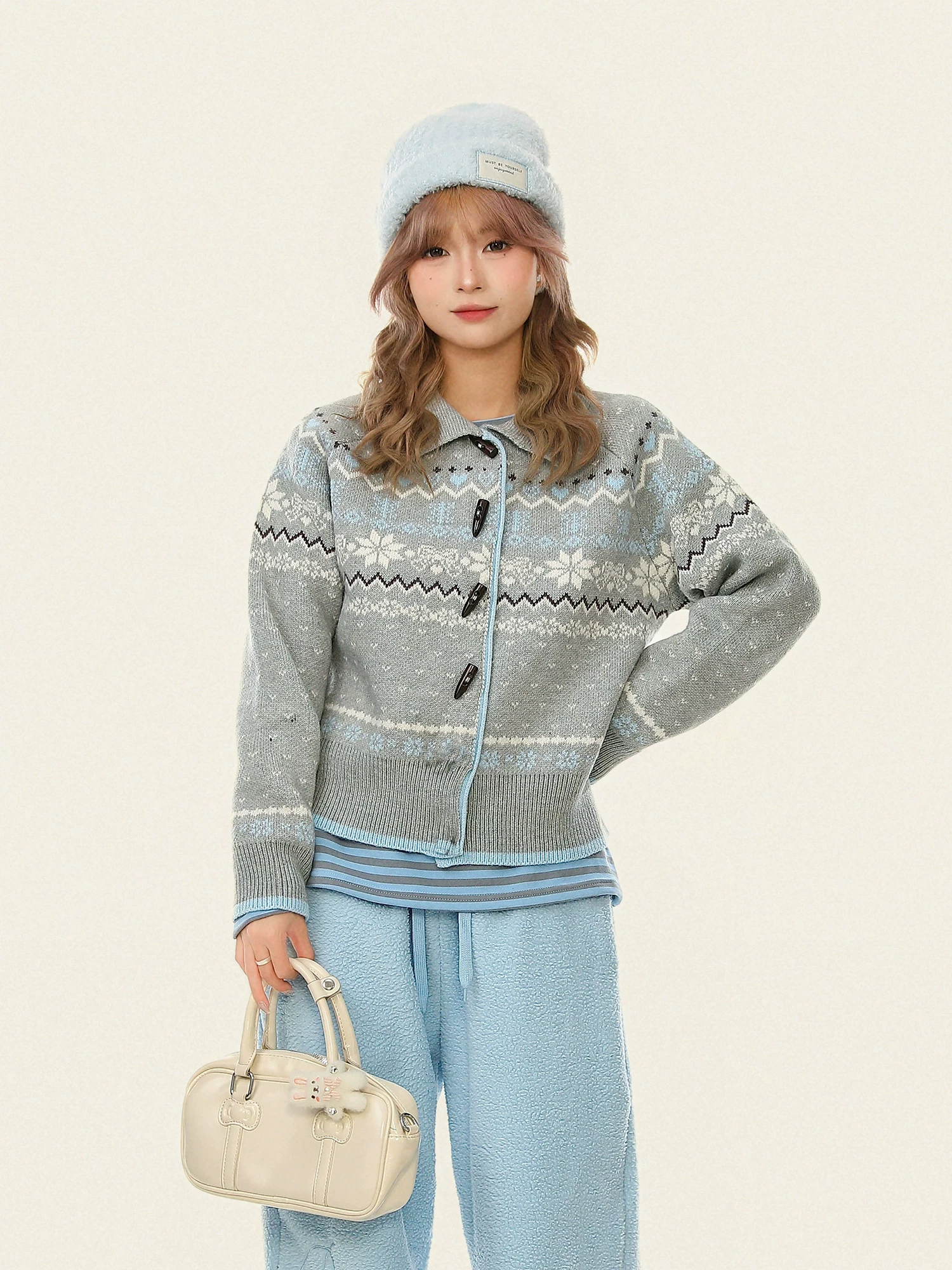 Áo len cardigan có cổ kiểu Fair Isle mang không khí Giáng sinh dành cho nữ, mùa thu đông, có cúc sừng, áo cardigan dệt kim dáng rộng.