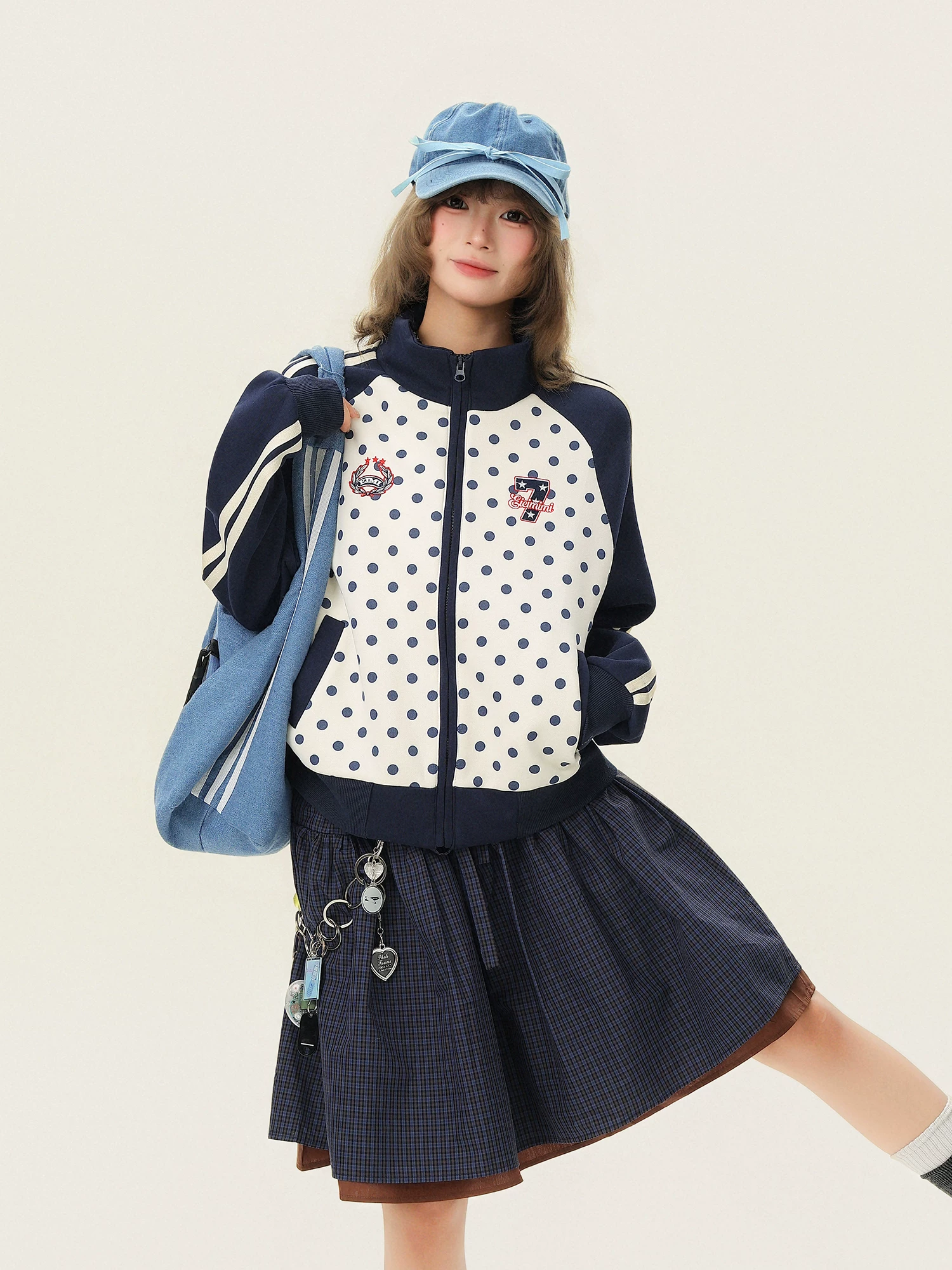 Áo nỉ chắp vá thêu sọc chấm bi hợp thời trang dành cho nữ, áo khoác cardigan dáng rộng phong cách Hàn Quốc thể thao mùa xuân.