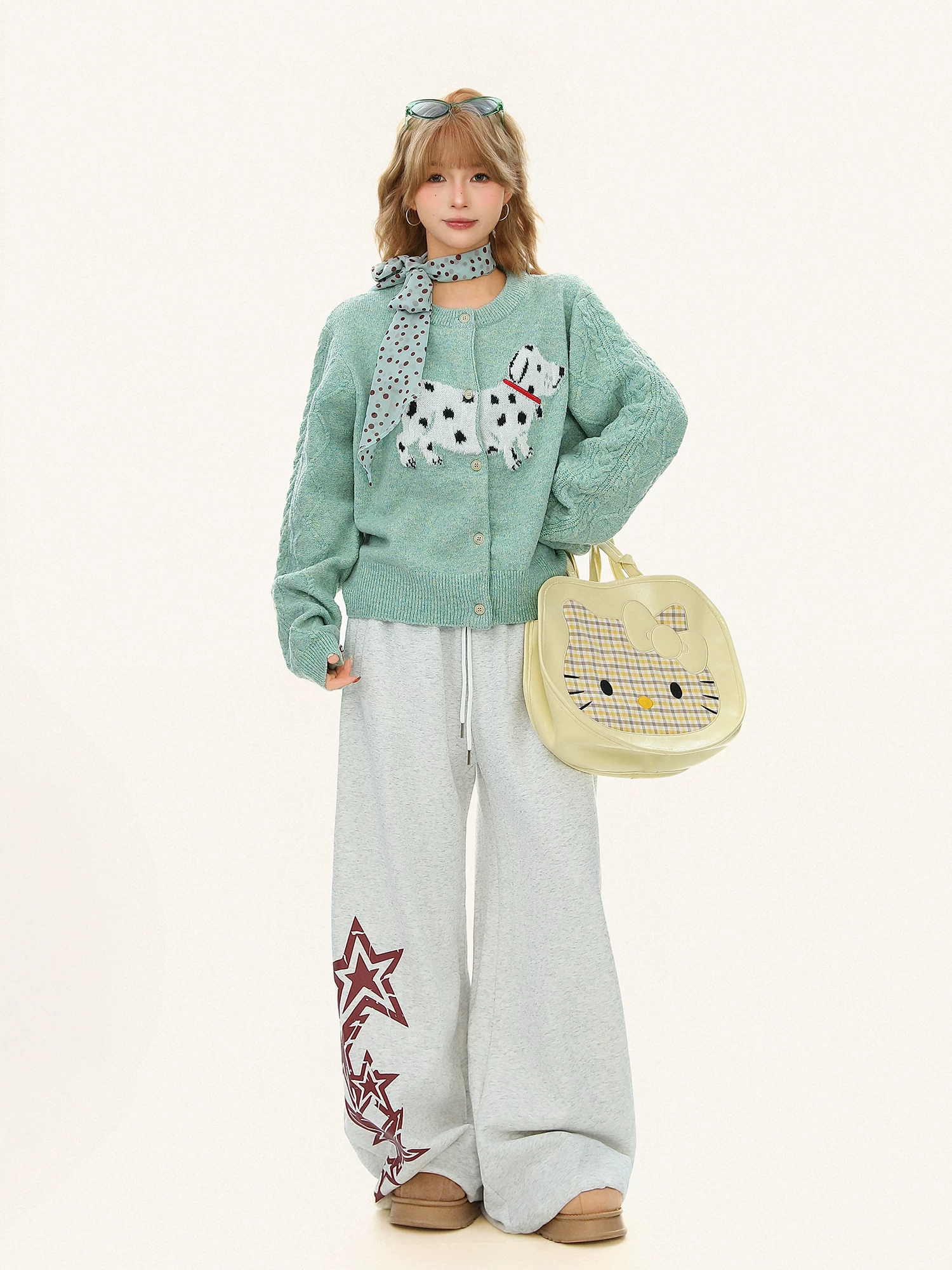 Áo len cardigan dáng rộng cổ tròn dễ thương dành cho nữ với phong cách ngọt ngào và thêu hình chú chó con dễ thương, thích hợp cho mùa thu đông.