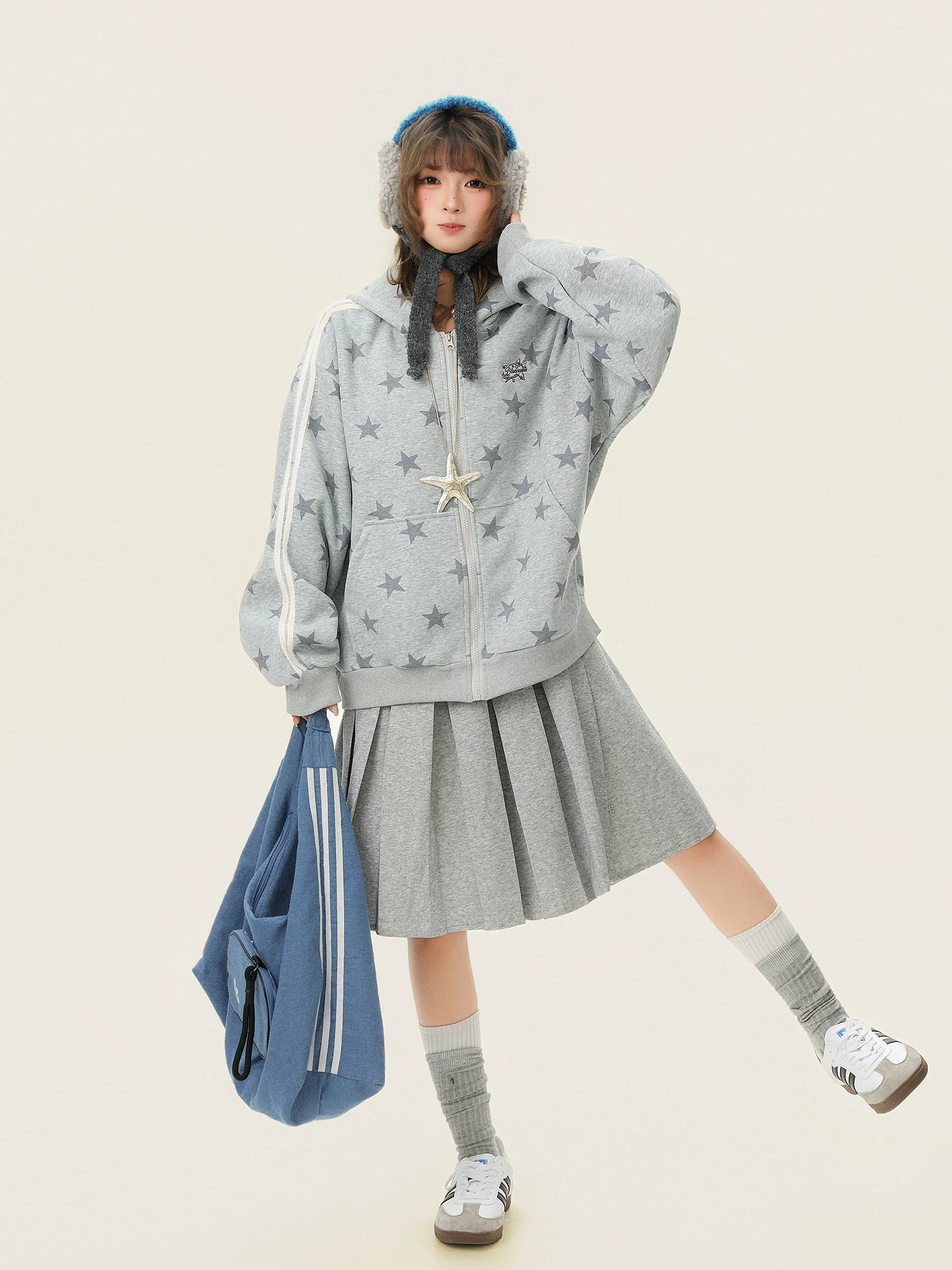 Bulu Biscuit Sweet Cool Style Star Print Áo len cardigan có mũ trùm đầu dành cho nữ Mùa xuân 2026 Áo khoác thường ngày đa năng rộng rãi
