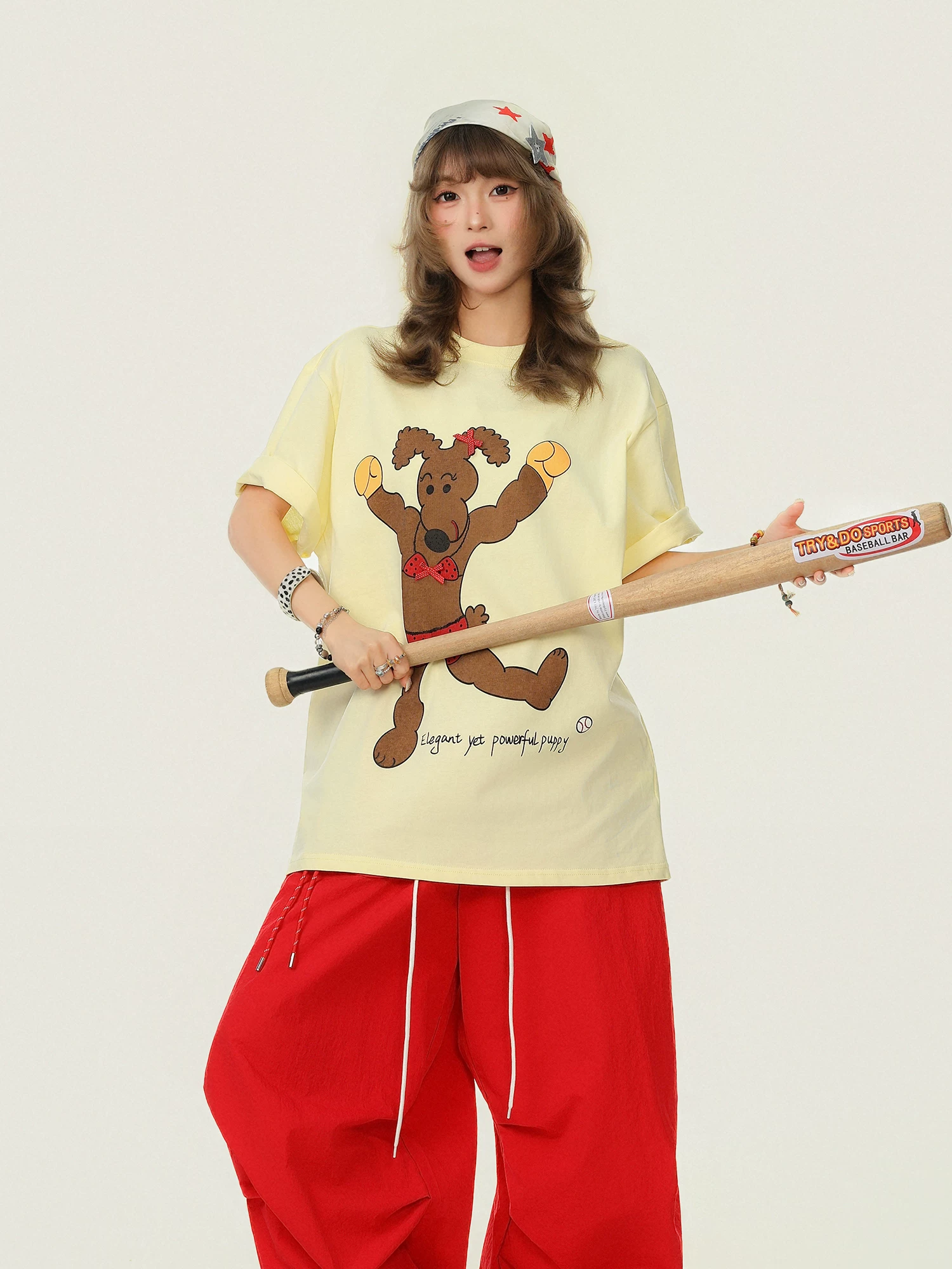 Áo thun ngắn tay cổ tròn in hình Bulu Biscuit Fun Boxing Puppy dành cho nữ, áo thun mùa hè dáng rộng thông thường đa năng.