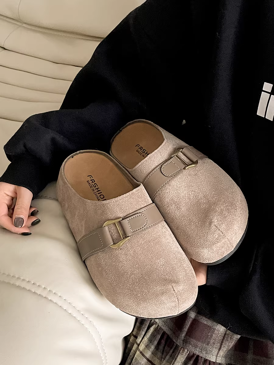 Phía Nam ở miền Nam: dép đế dày cổ điển dành cho nữ, áo khoác ngoài mùa thu, dép nửa đế kiểu Birkenstock mới năm 2025.