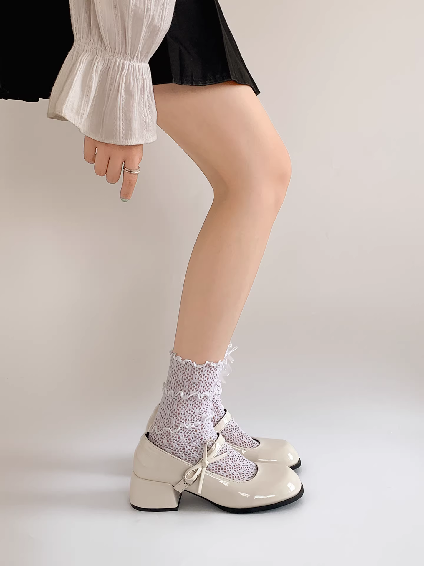 Giày bệt nữ kiểu Pháp cổ điển màu bạc, đế dày, mùa thu 2025 kiểu mới, cao cấp, tăng chiều cao, đa năng, kiểu Mary Jane