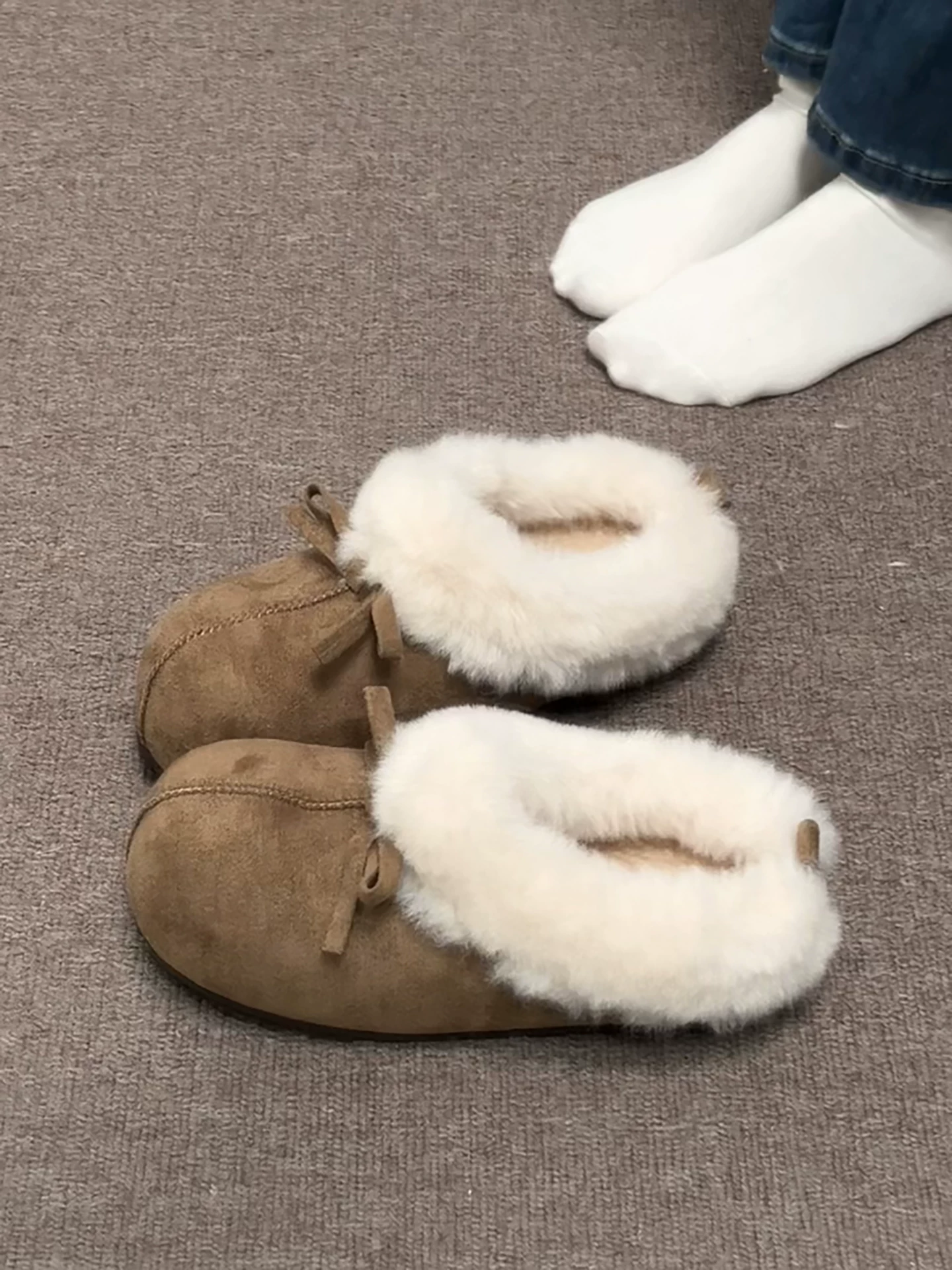 Giày Birkenstock đế dày nhung màu kaki cổ điển dành cho nữ, mẫu mới mùa đông 2025, giữ ấm, chống trơn, chất liệu len cotton