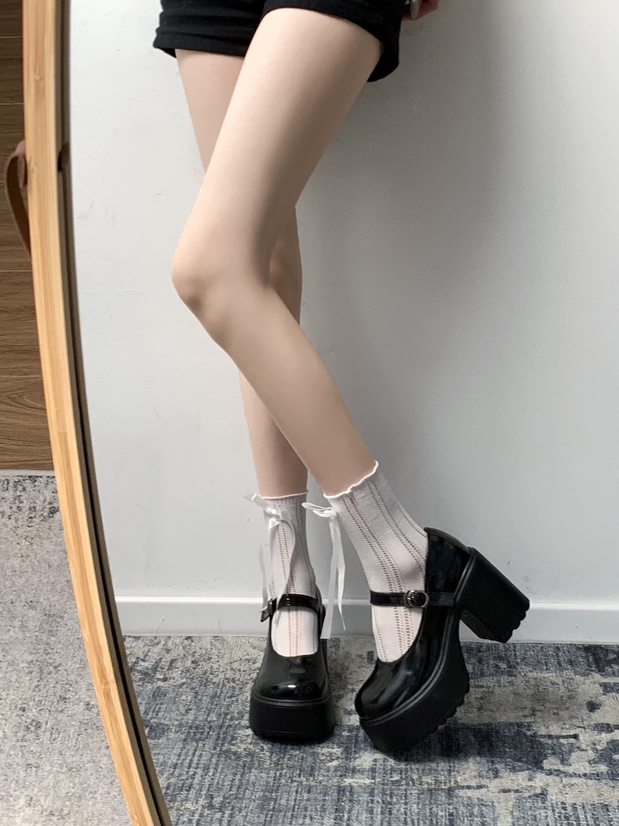 Giày cao gót chunky retro kiểu Pháp màu đen dành cho nữ, mẫu mới thu 2025, tăng chiều cao, kiểu Mary Jane bằng da, dành cho người nhỏ nhắn