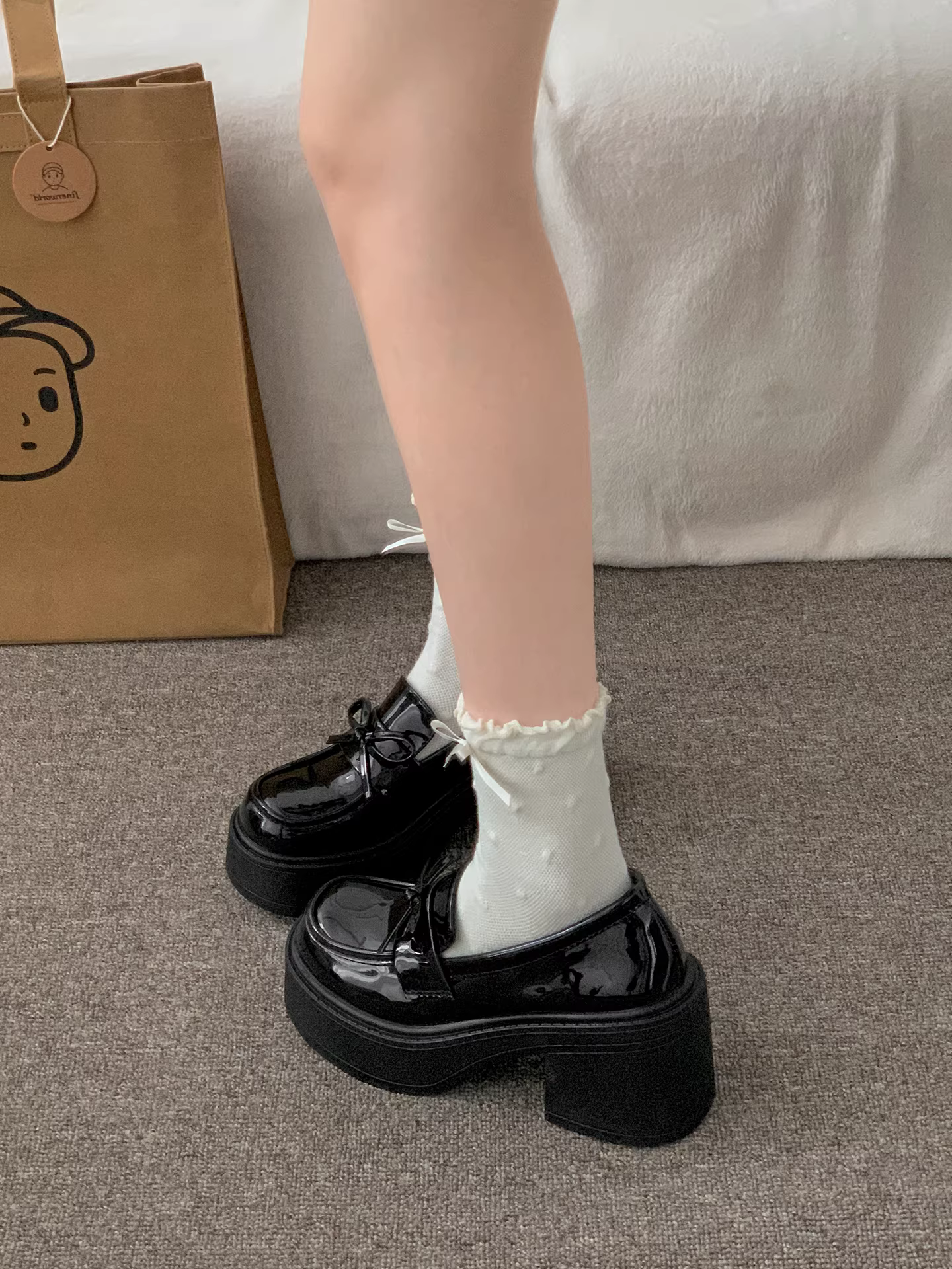 Giày da cao gót đế dày kiểu retro Anh quốc màu đen dành cho nữ, mẫu mới thu 2025, đa năng, dễ phối với chân váy