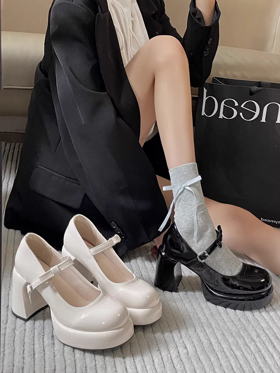 Giày cao gót kiểu Pháp đen, gót thô, mũi tròn, phong cách retro Mary Jane bằng da dành cho nữ, mẫu mới thu 2025
