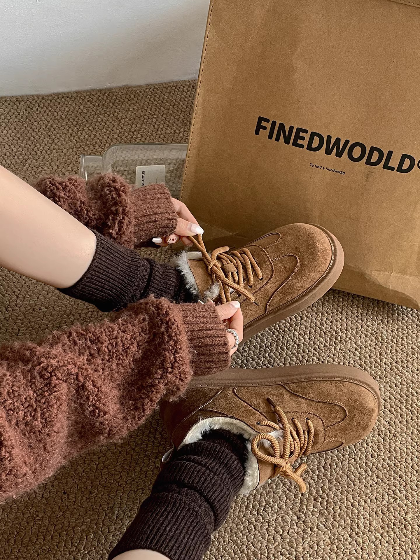 Giày cotton đế dày lót lông cừu đa năng kiểu retro dành cho nữ, kiểu mới mùa đông 2025, áo khoác ngoài ấm áp, giày tập luyện Đức lót lông cừu chống trơn trượt