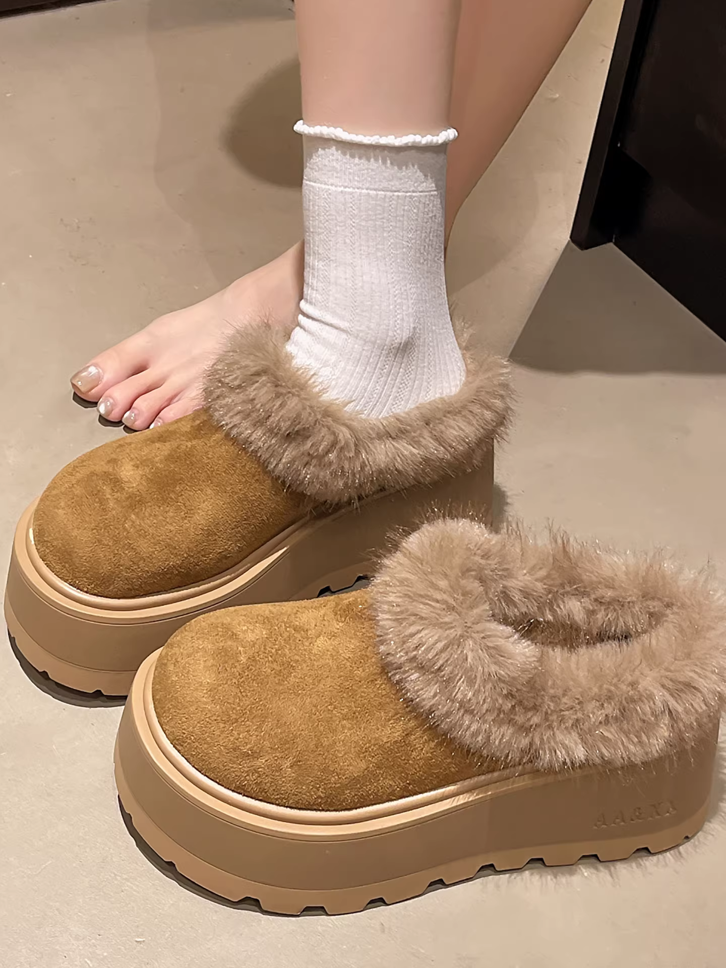 Giày Birkenstock đế dày giữ ấm kiểu retro Nanzai Nanfang dành cho nữ, mẫu mới mùa đông 2025, lót lông dày dặn