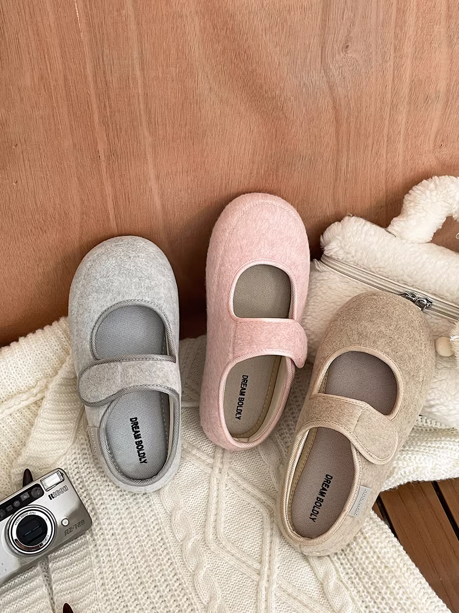 Dép kiểu Pháp mũi nông Mao Mao dành cho nữ, thích hợp đi ngoài trời, giày đế mềm kiểu Birkenstock mùa thu mới năm 2025.