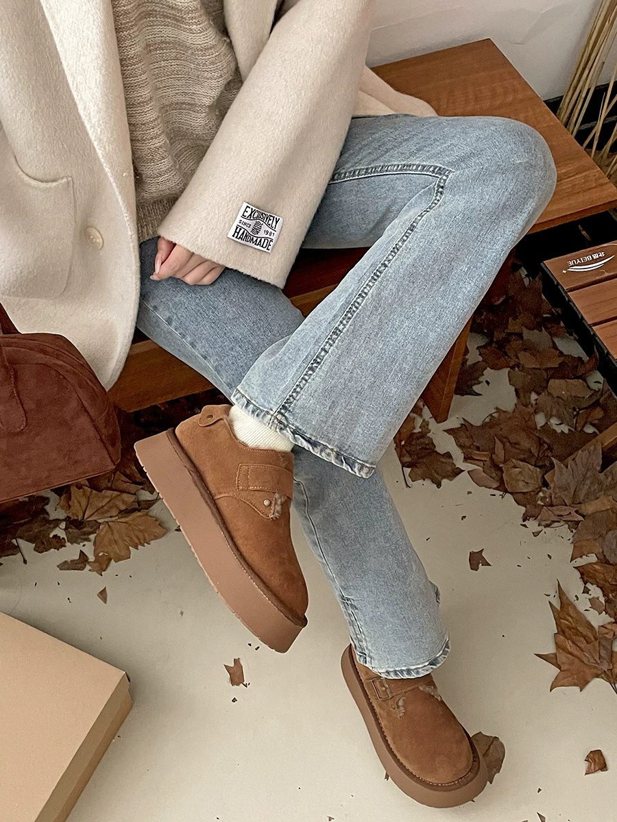 Giày bông đế dày phong cách retro Nam Trung Quốc dành cho nữ 2025, kiểu mới mùa đông, tăng chiều cao, lót lông cừu, dày dặn, ấm áp, kiểu Birkenstock.