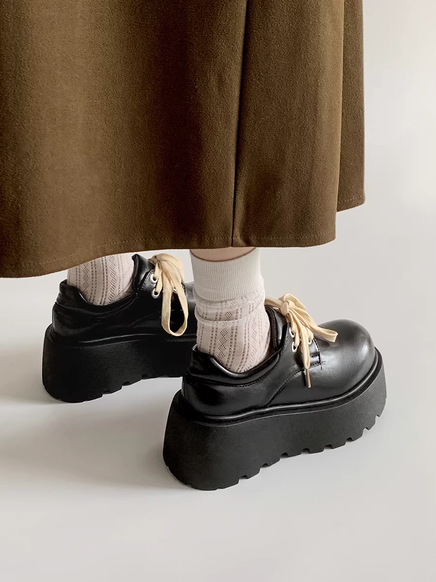 Giày da nữ đế dày kiểu Anh cổ điển màu đen, kiểu dáng mới mùa thu 2025, phối chân váy, đa năng, kiểu Mary Jane