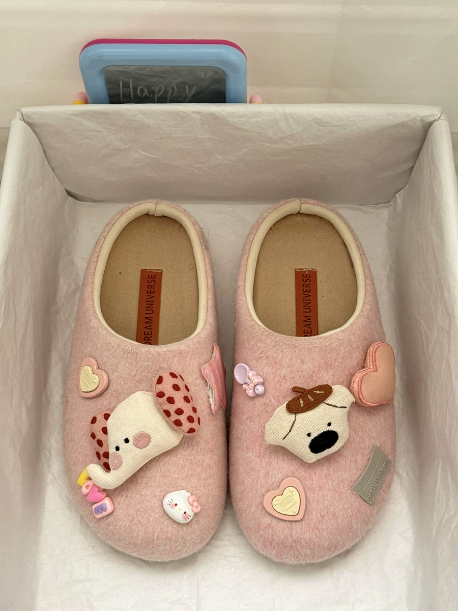 Giày dép nữ đế dày kiểu hoạt hình dễ thương, thích hợp đi ngoài trời, kiểu dáng mới mùa thu 2025, kiểu Birkenstock, dễ mang.