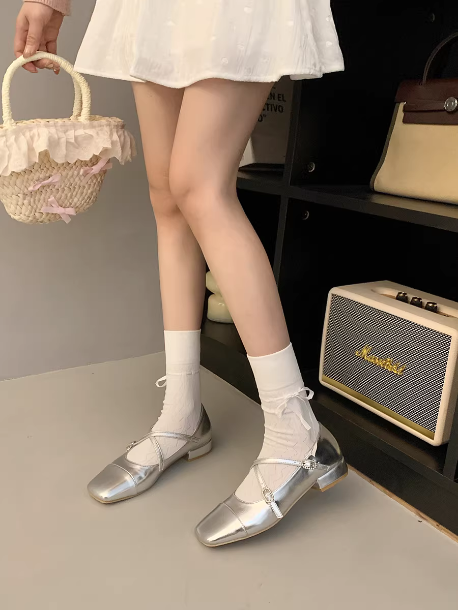 Giày nữ kiểu Pháp cổ tích, mùa thu 2025, kiểu dáng đa năng, đế thấp, retro, kiểu Mary Jane.