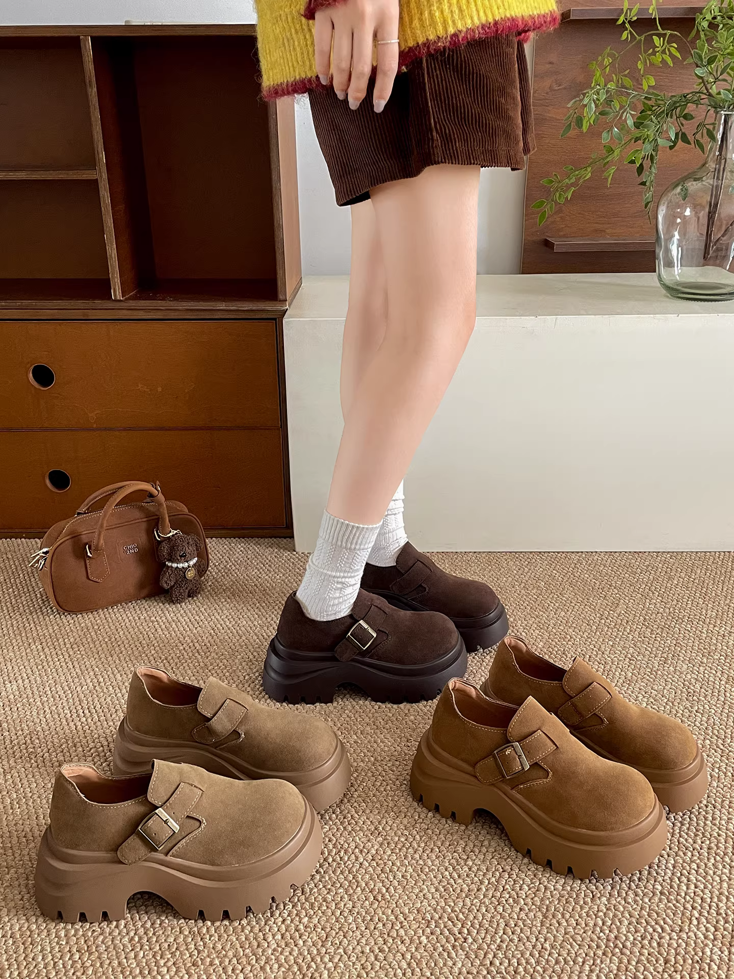 Giày Birkenstock đế dày cổ điển dành cho nữ, kiểu thu đông 2025 mới, đa năng phối chân váy, giày lười tăng chiều cao.