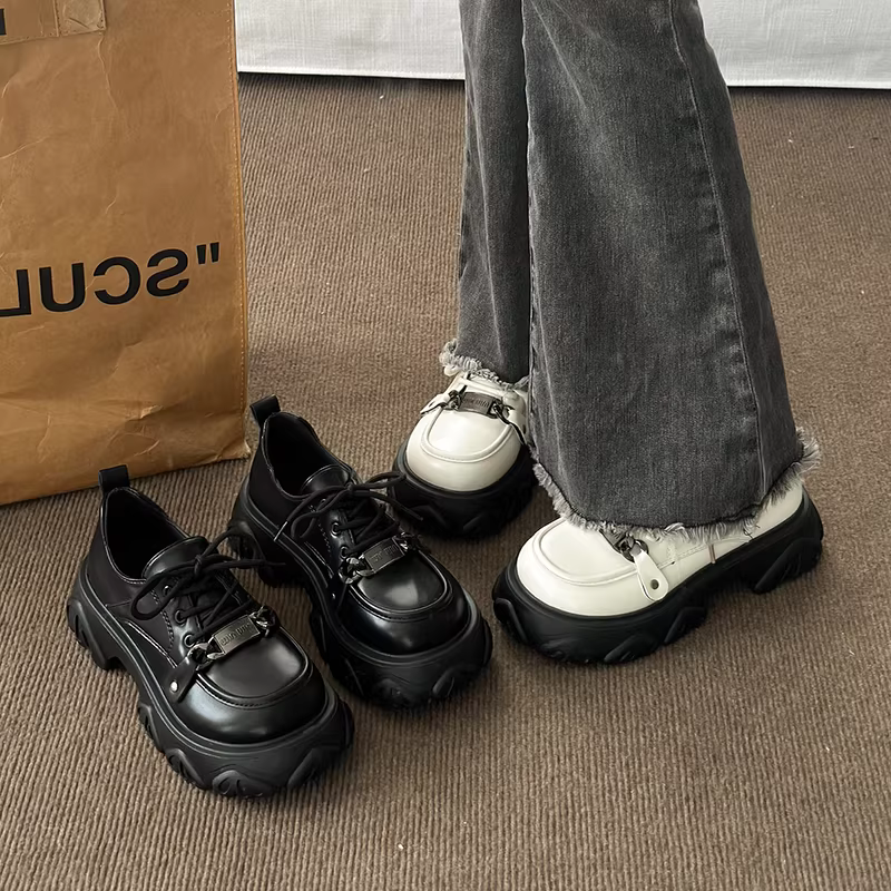 Giày da nữ kiểu Anh cổ điển mũi tròn, mùa thu 2025, kiểu dáng đa năng, màu đen, đế dày, gót vuông, kiểu Mary Jane