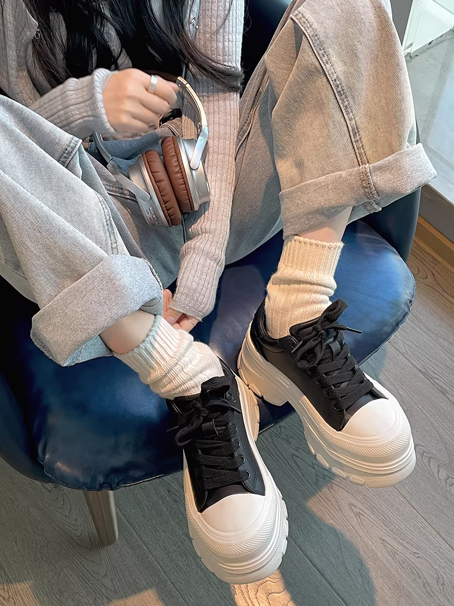 Giày thể thao đế dày đa năng dành cho nữ, giày trắng mùa thu mới 2025, giày thể thao nhẹ.