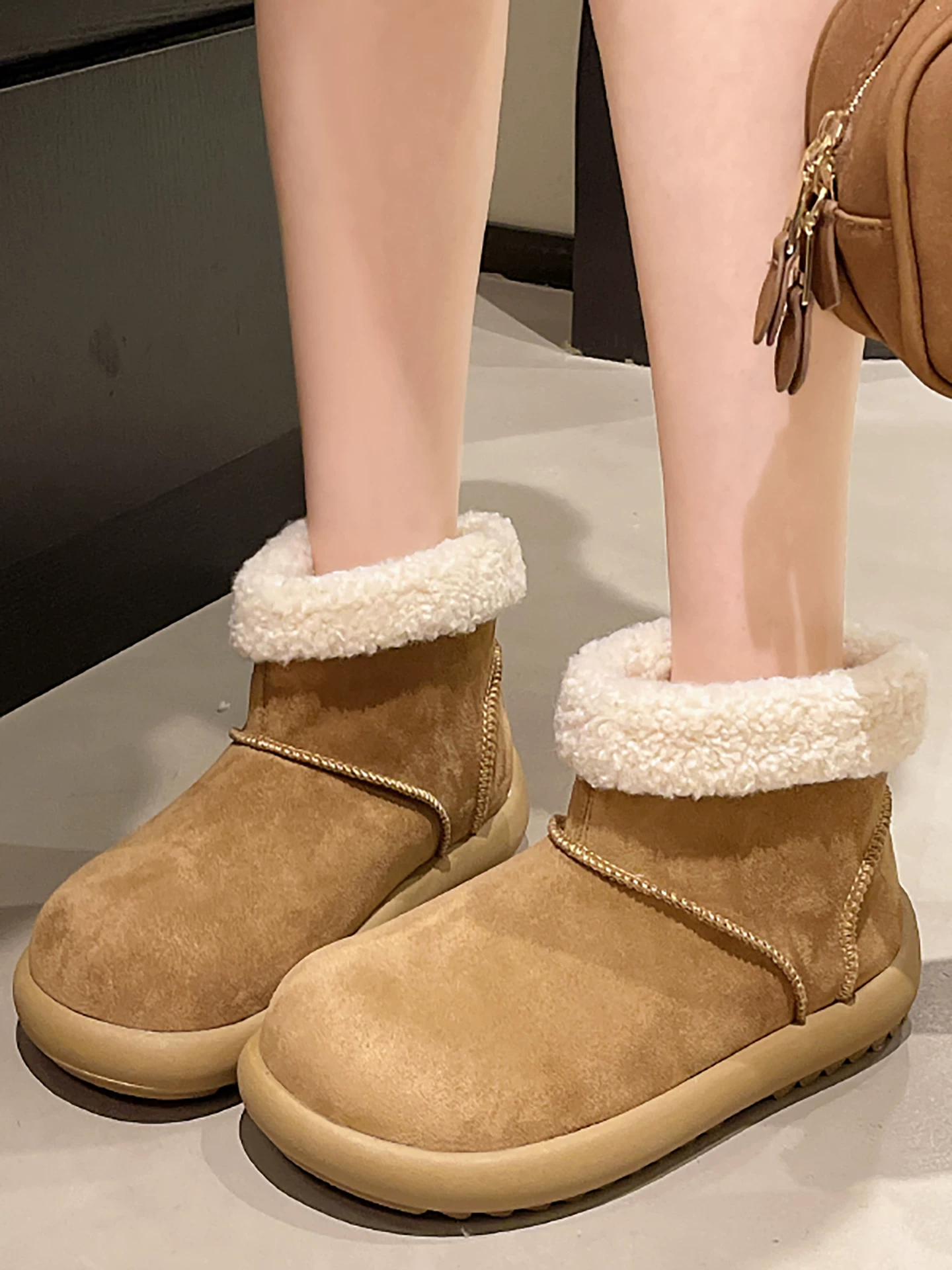 Giày bốt đi tuyết đế dày lót lông cừu kiểu cổ điển Nanzai dành cho nữ 2025 Giày cotton kiểu Birkenstock tăng chiều cao ngoài trời mùa đông mới ấm áp