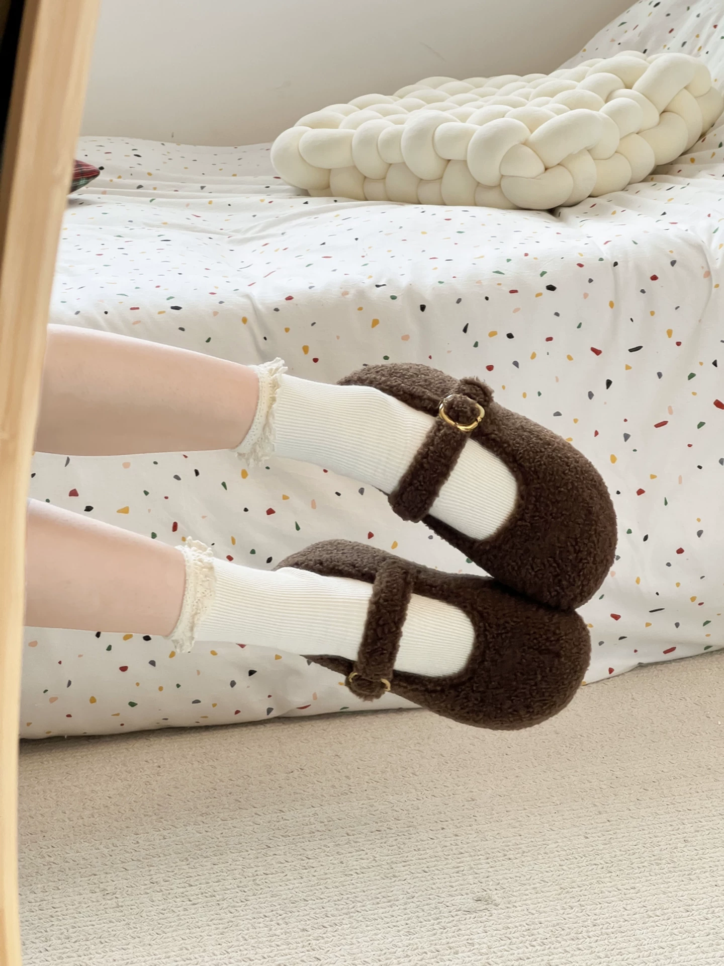 Giày lông dày đế dày phong cách retro Nanzai Nanzhao dành cho nữ 2025, giày mùa đông mới lót lông giữ ấm chống trơn trượt bằng cotton, thích hợp đi ngoài trời